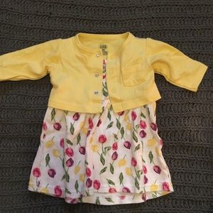 Tulip dress with yellow cardigan
